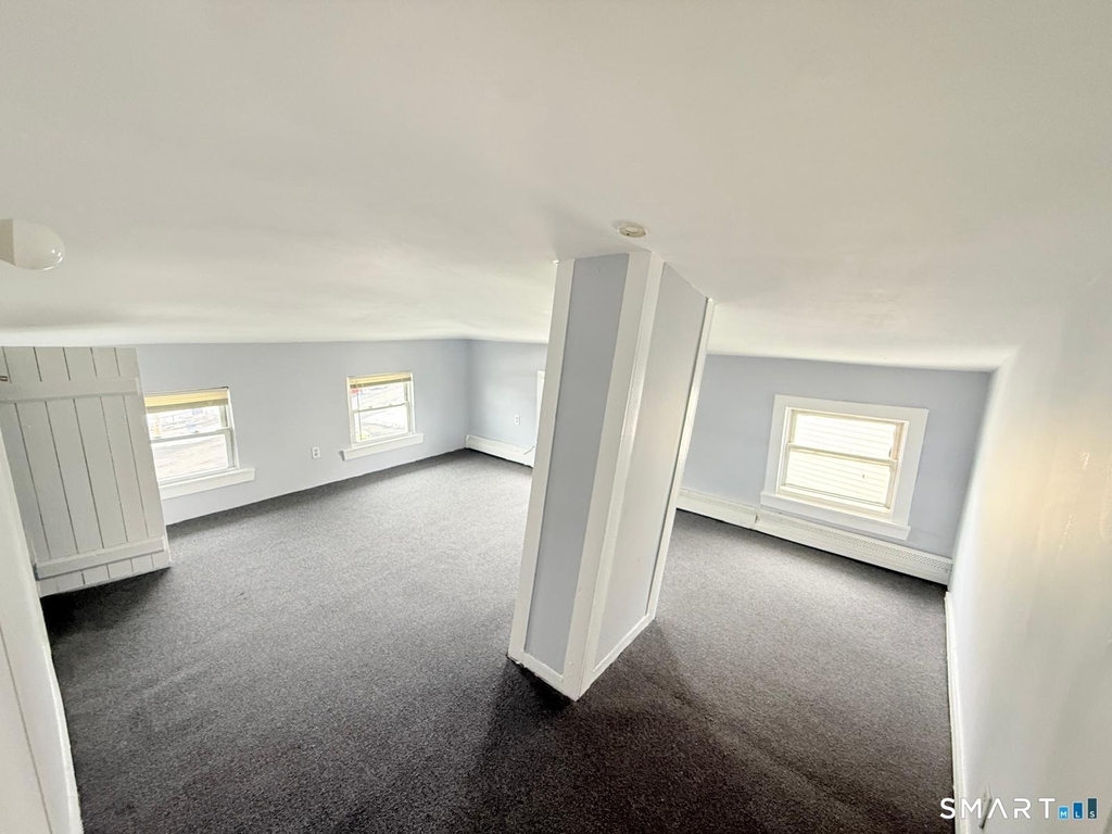 240 Wood Avenue - Photo 11