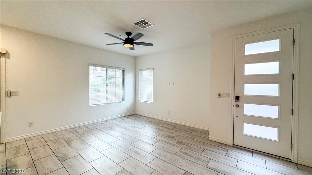 600 N Carriage Hill Dr - Photo 3