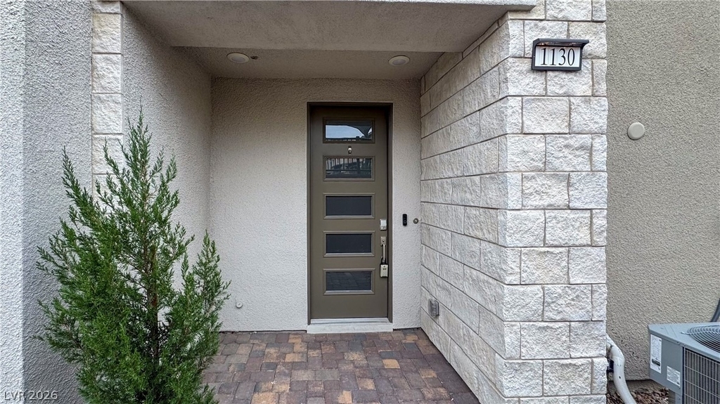 600 N Carriage Hill Dr - Photo 1