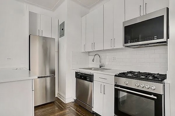 26 Grove Street - Photo 3