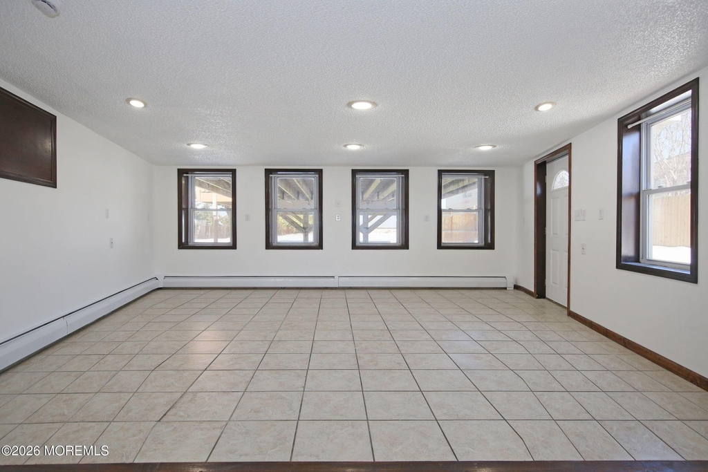 60 Matthews Street - Photo 3