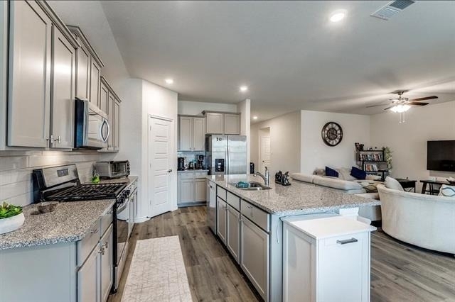 9809 Gooseneck Drive - Photo 3