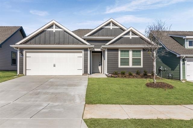 13197 Enclave Parkway - Photo 1