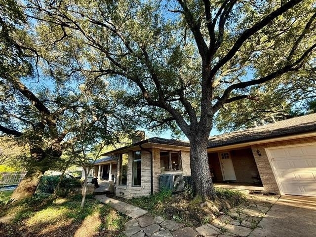 7141 Twin Tree Lane - Photo 0