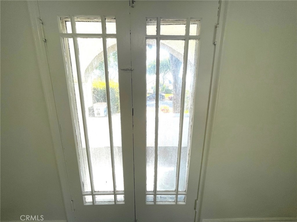1427 S Chapel Avenue - Photo 4