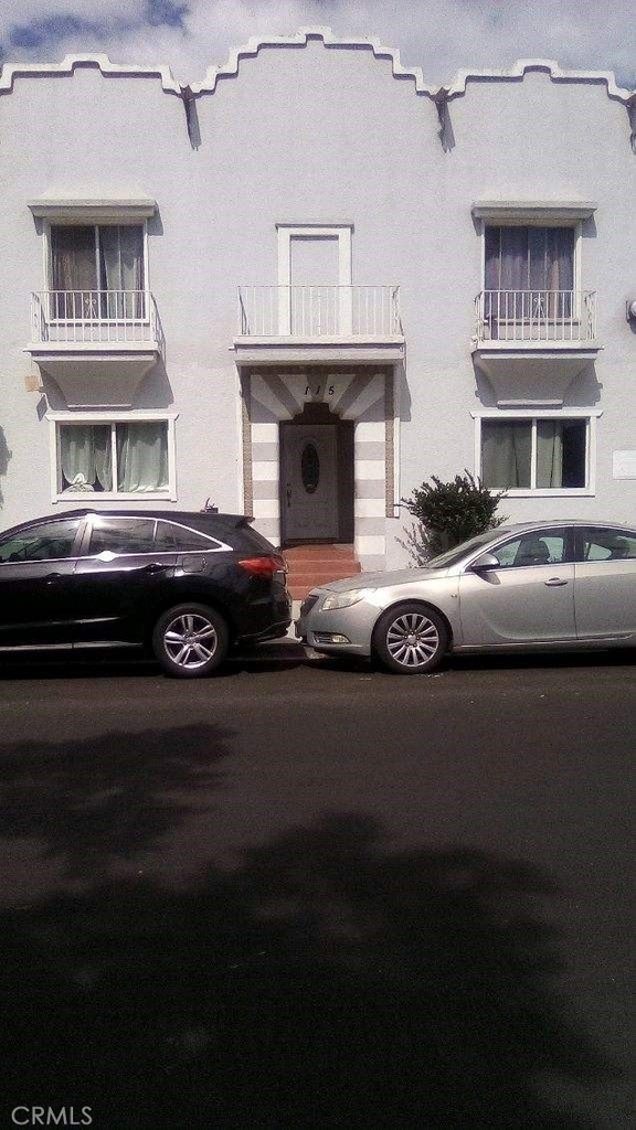 115 E 12th - Photo 0