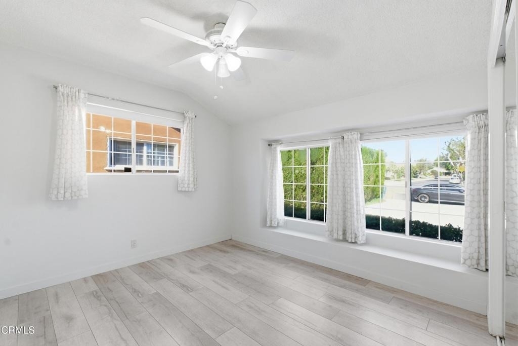 18600 Cantara Street - Photo 16
