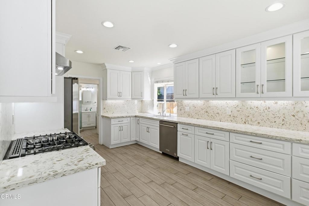 18600 Cantara Street - Photo 4