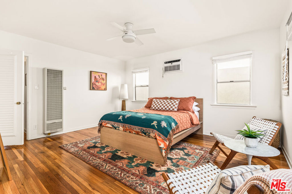 329 S Reeves Drive - Photo 16