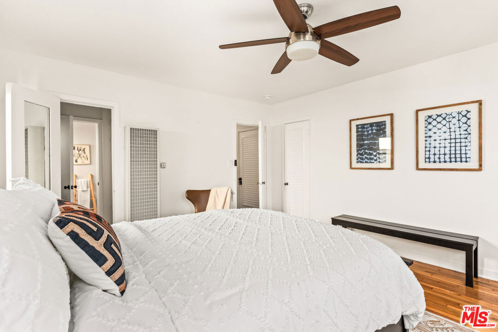 329 S Reeves Drive - Photo 19