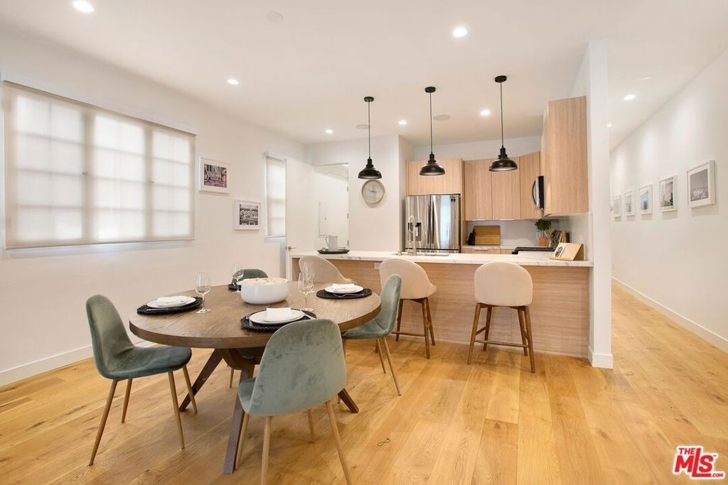 418 N Stanley Avenue - Photo 13