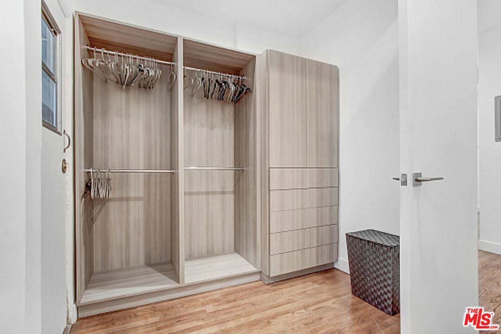 434 N Ogden Drive - Photo 8