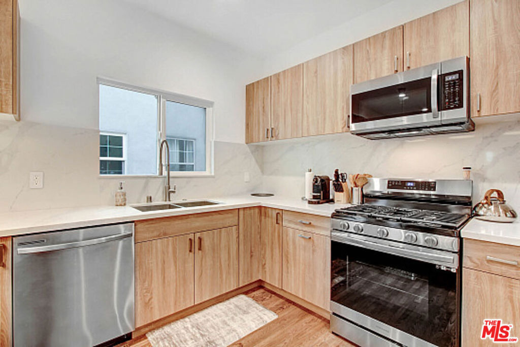434 N Ogden Drive - Photo 2