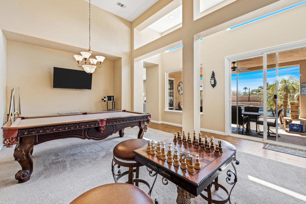 80445 Paria Way - Photo 6
