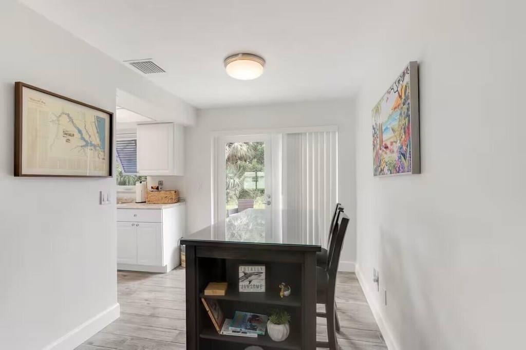 1519 Treemont Avenue - Photo 3