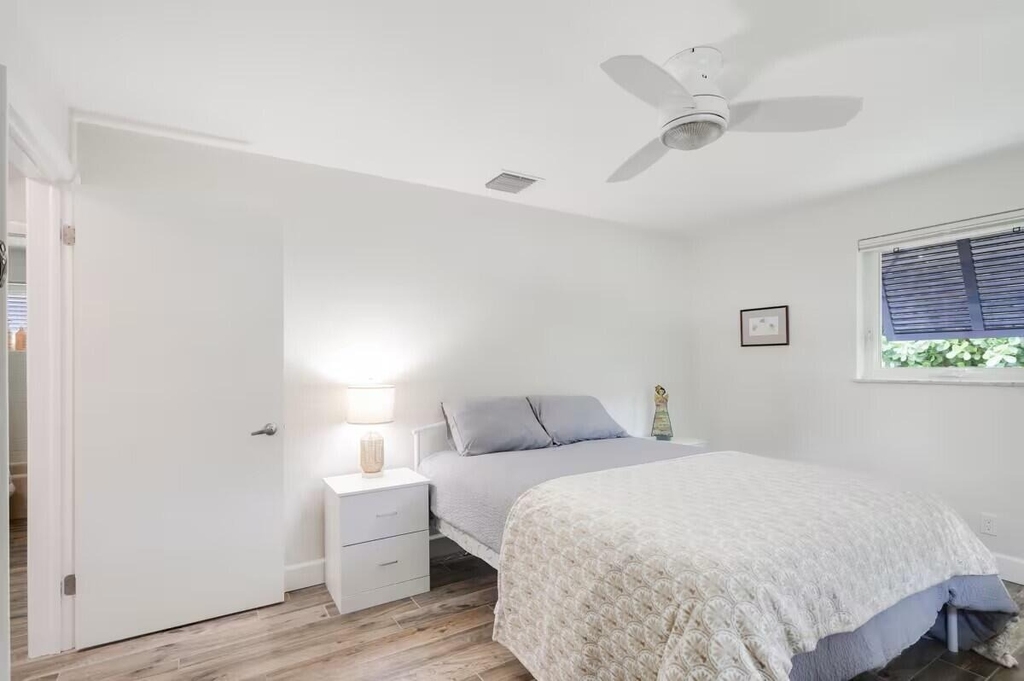 1519 Treemont Avenue - Photo 8