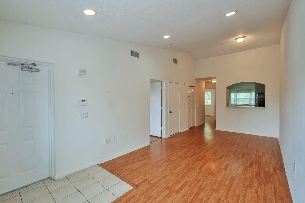 3504 Briar Bay Boulevard - Photo 2