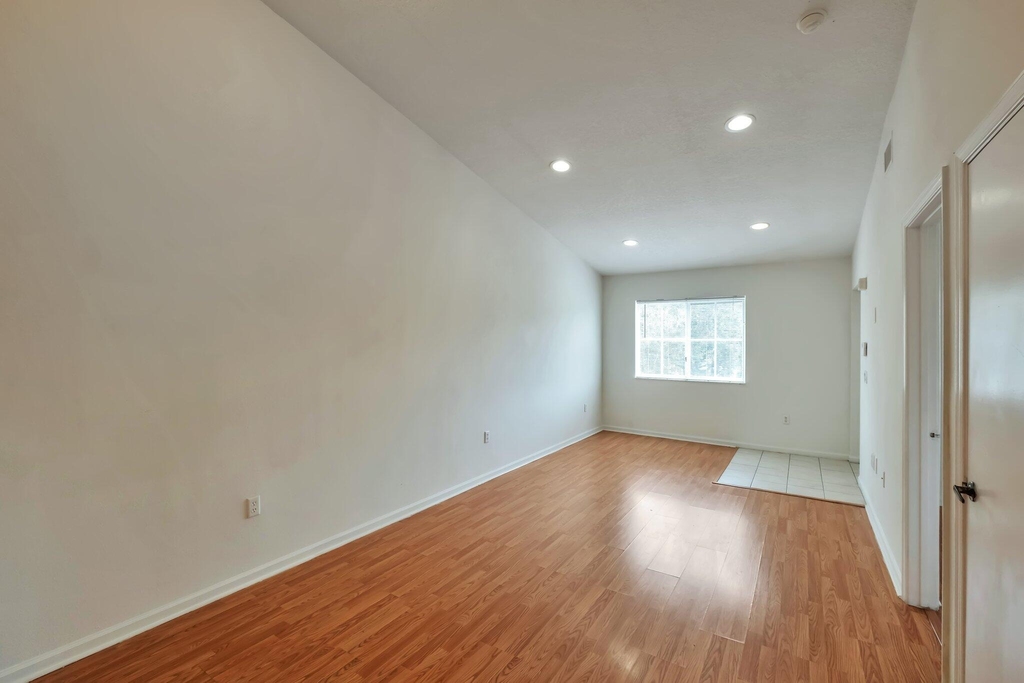 3504 Briar Bay Boulevard - Photo 4