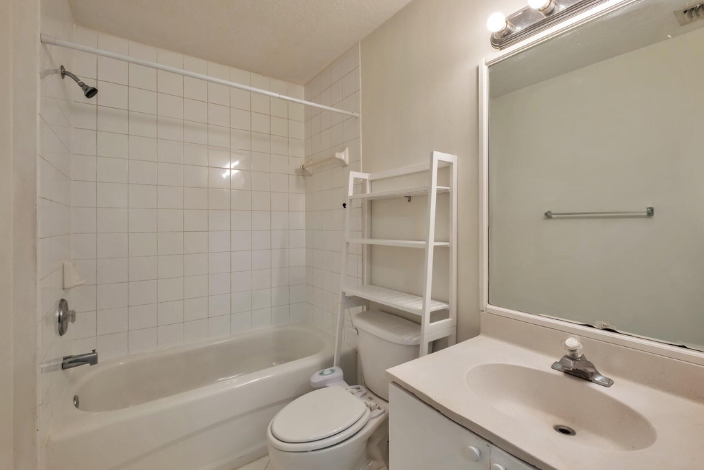 3504 Briar Bay Boulevard - Photo 9
