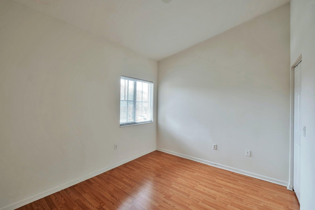 3504 Briar Bay Boulevard - Photo 5