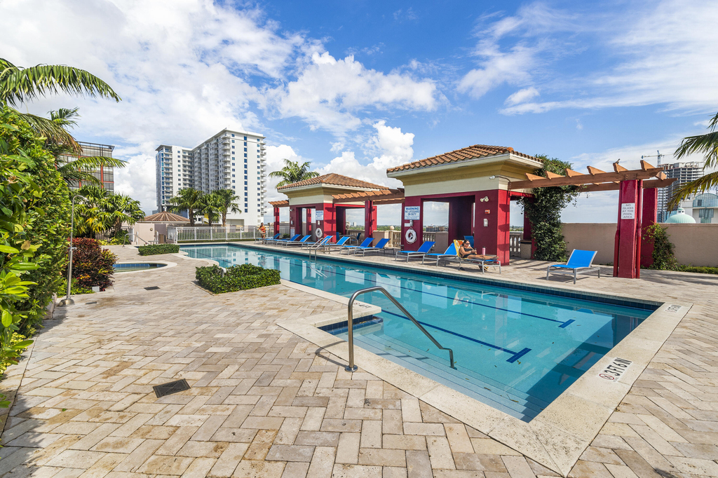 410 Evernia Street - Photo 1