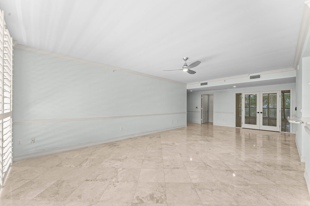 550 Se Mizner Boulevard - Photo 3