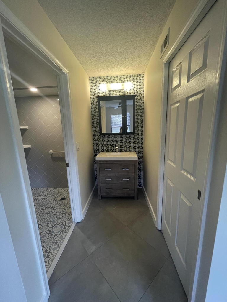 3355 Jaywood Terrace - Photo 32