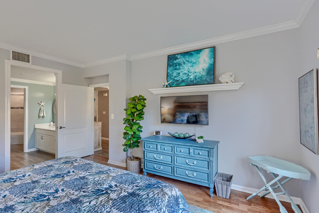 400 Uno Lago Drive - Photo 24
