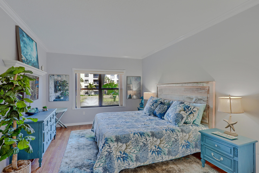 400 Uno Lago Drive - Photo 22
