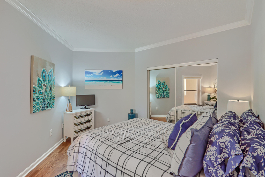 400 Uno Lago Drive - Photo 30