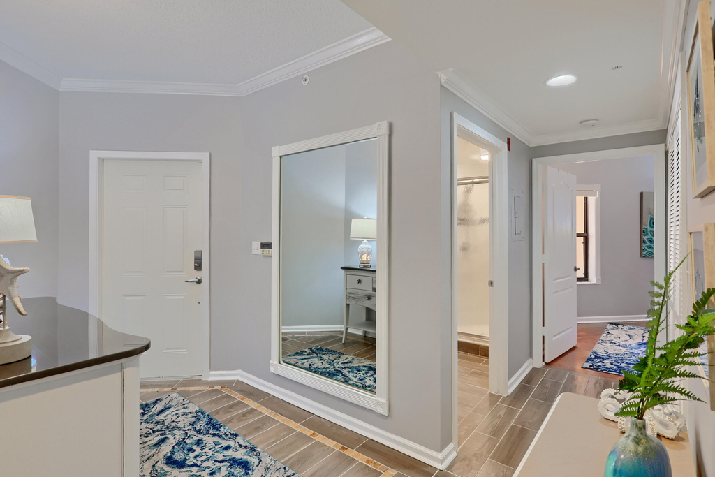400 Uno Lago Drive - Photo 2