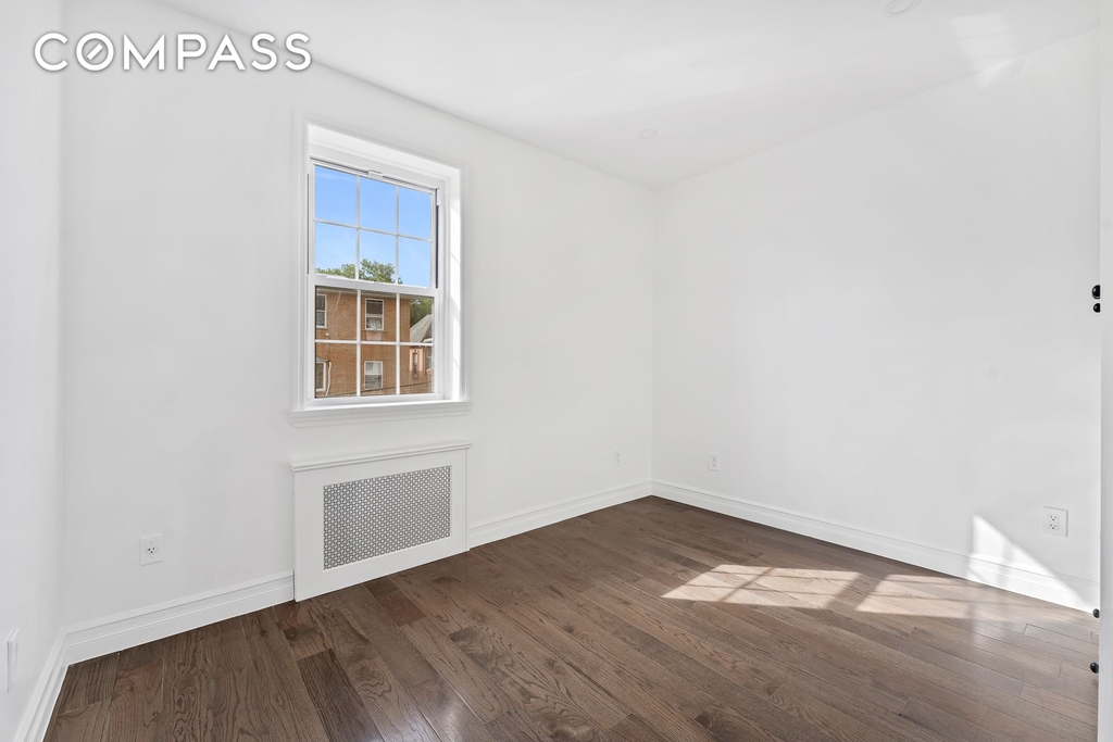 Bay 23rd Street - Photo 9