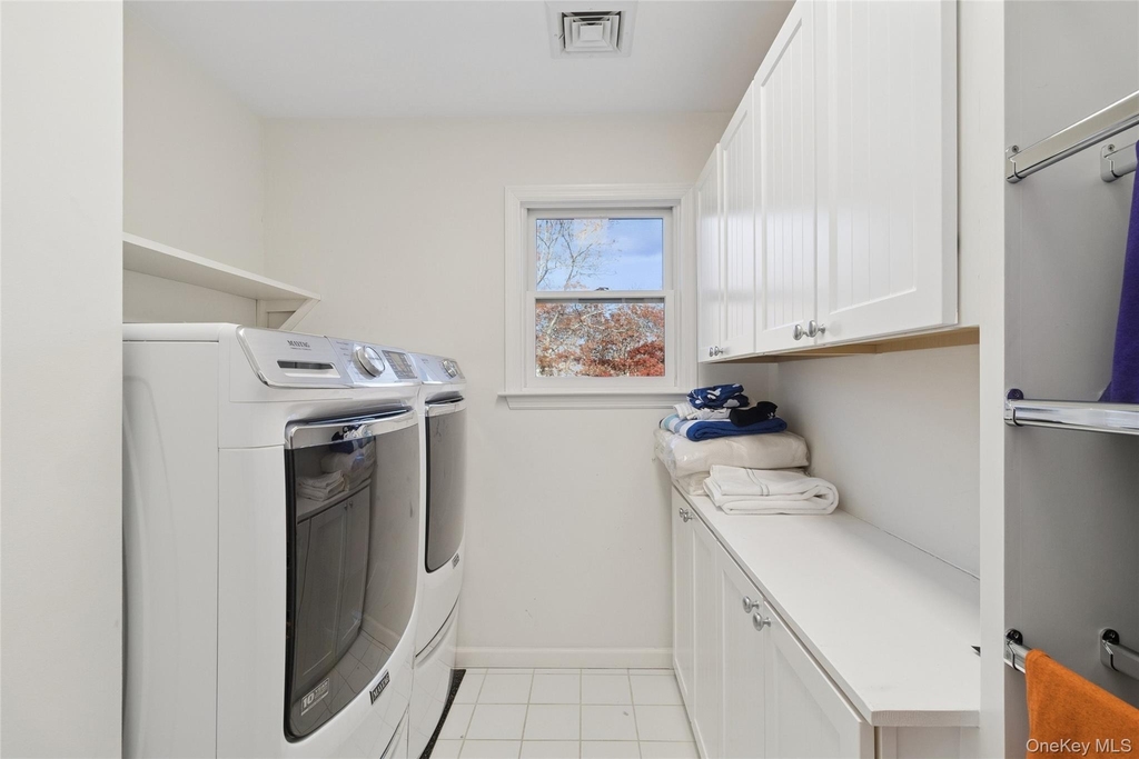 9 Debras Way - Photo 18