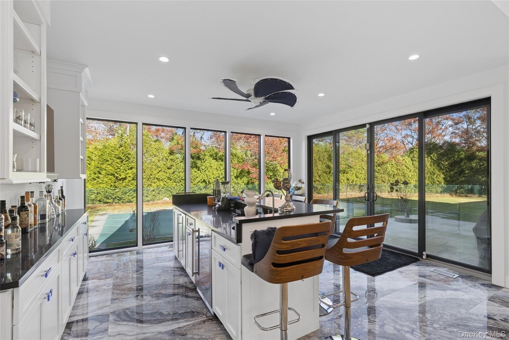 9 Debras Way - Photo 11