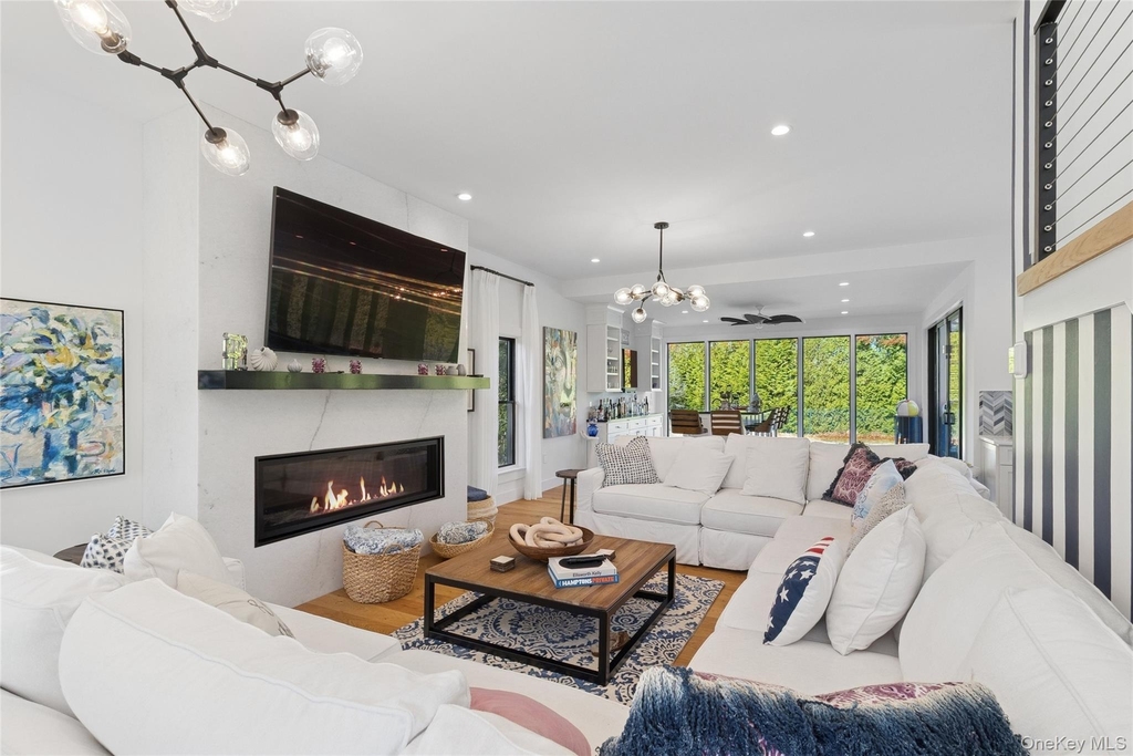 9 Debras Way - Photo 3