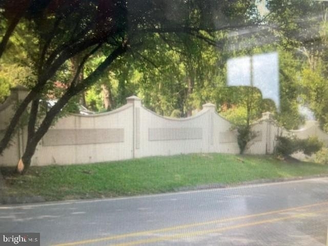 5301 Goldsboro Road - Photo 7