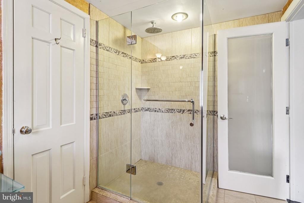 5301 Goldsboro Road - Photo 46