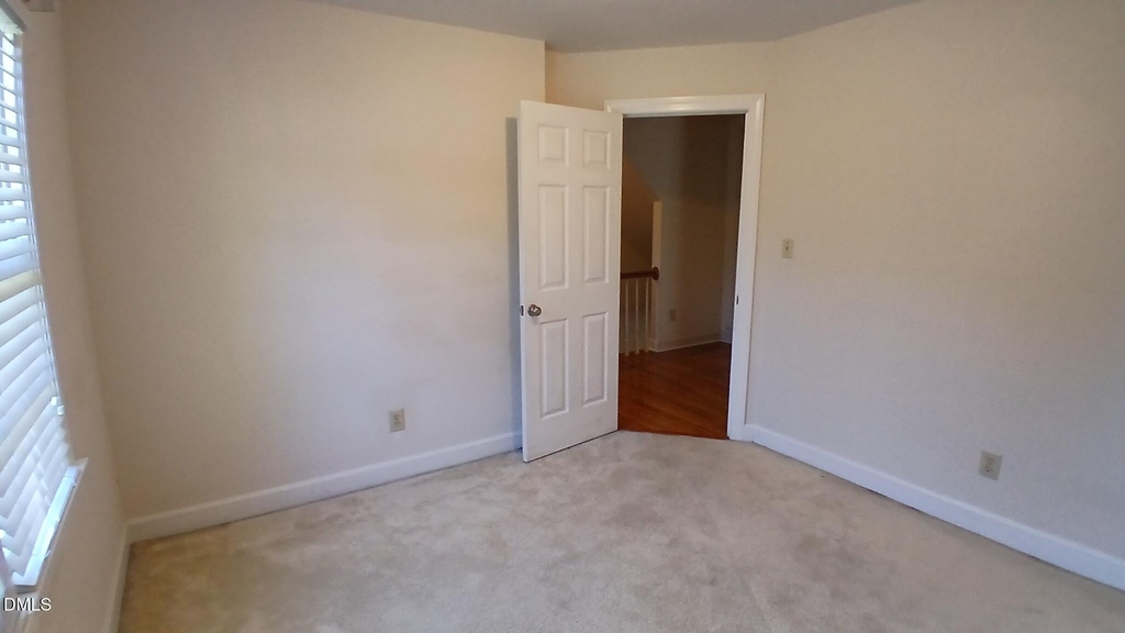 1817 Thorpshire - Photo 24