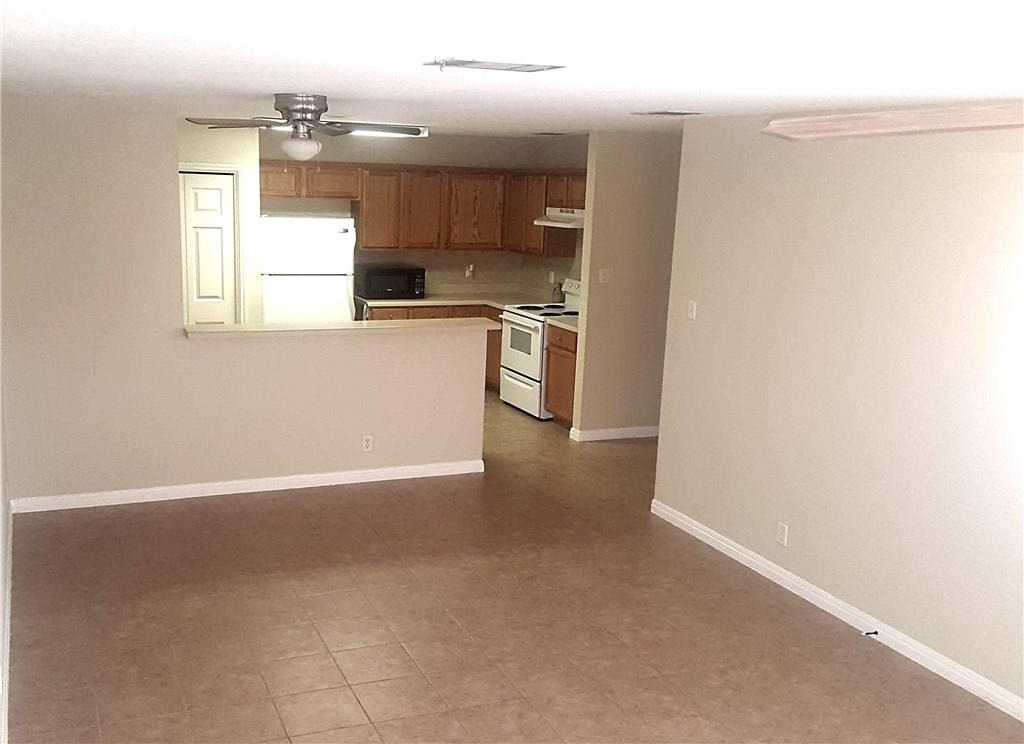 21637 Boggy Ford Rd - Photo 7