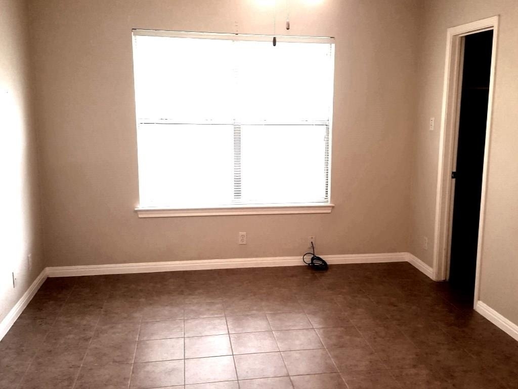 21637 Boggy Ford Rd - Photo 9