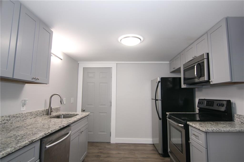 2187 Plantation Lane - Photo 2