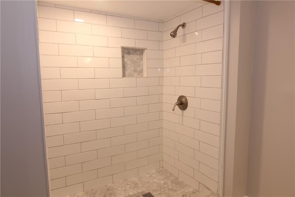 2187 Plantation Lane - Photo 17
