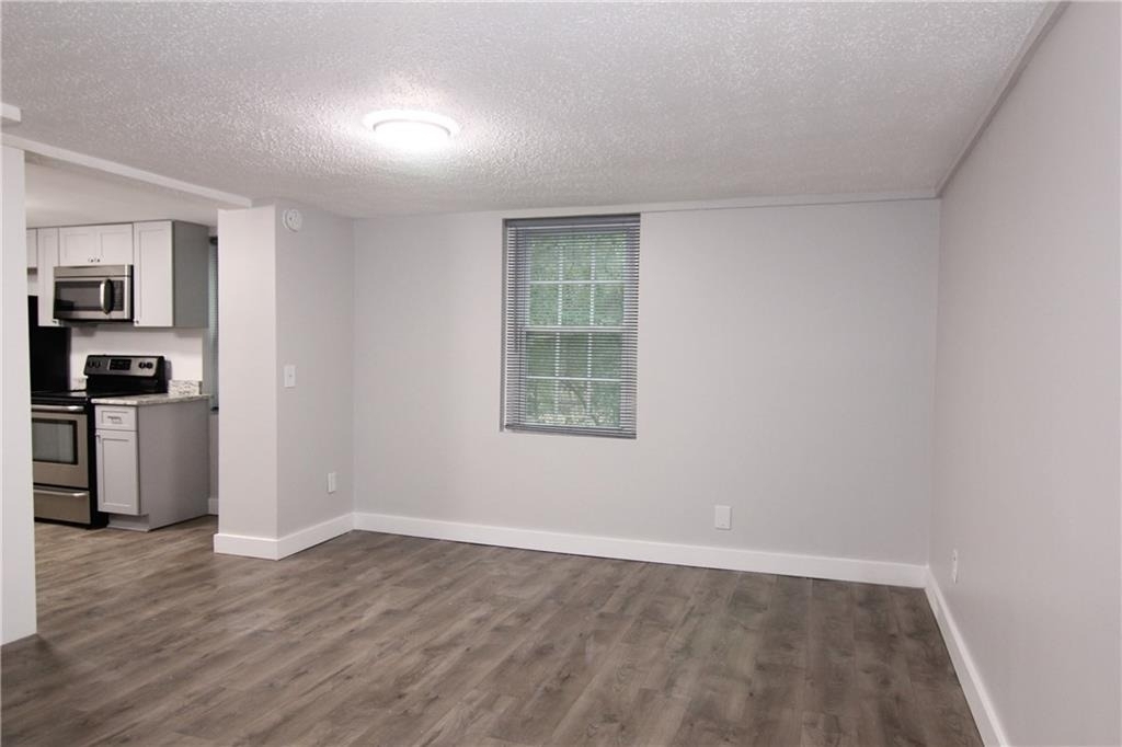2187 Plantation Lane - Photo 7