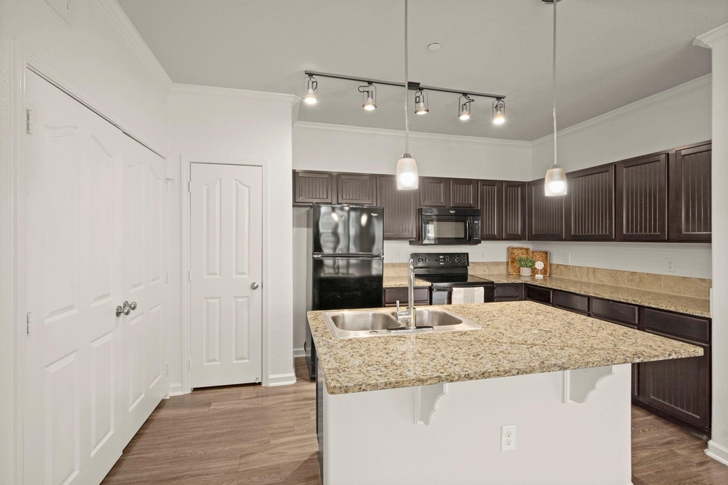30685 Fm 2978 Road - Photo 3