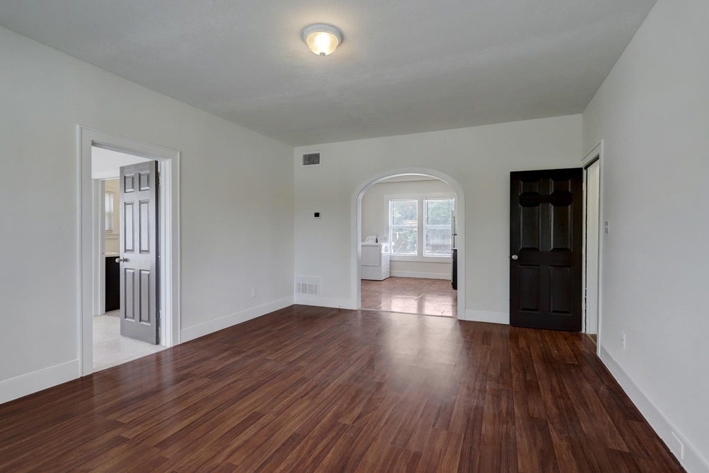 3002 Isabella Street - Photo 9