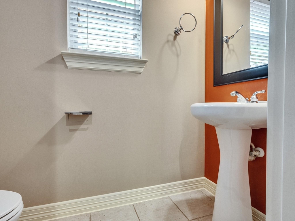 1502 Olive Place - Photo 13