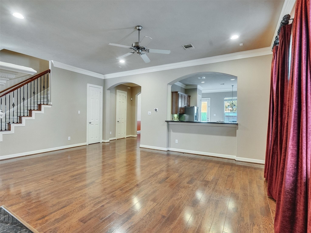 1502 Olive Place - Photo 4