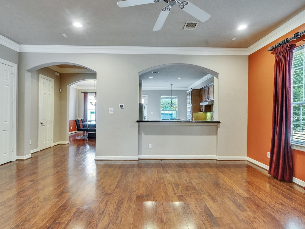 1502 Olive Place - Photo 5