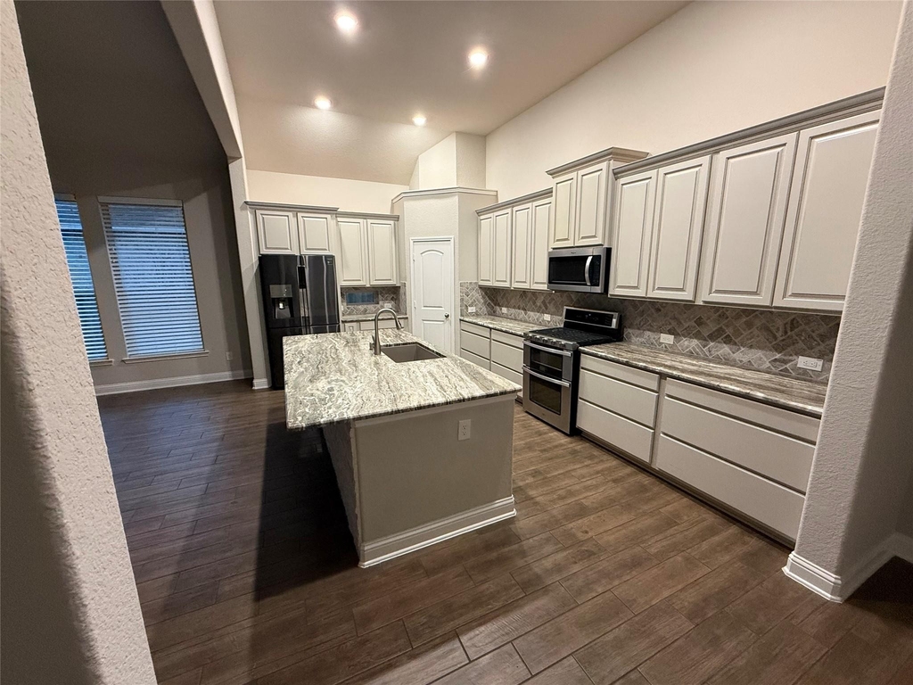 135 Bloomhill Place - Photo 9