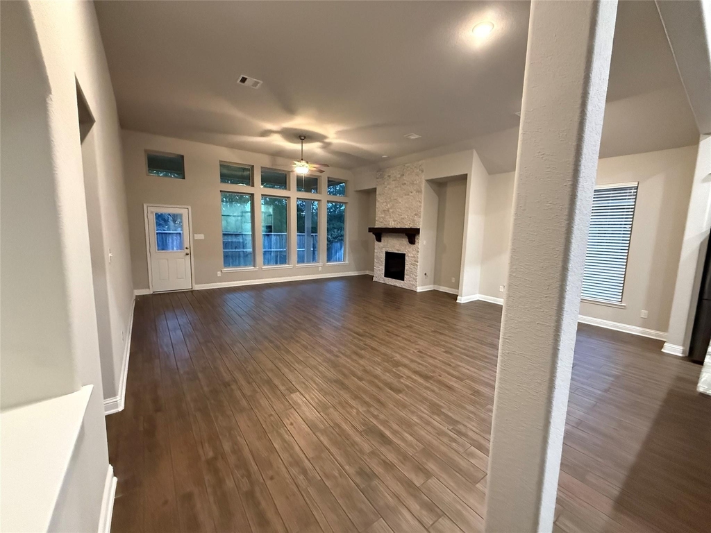 135 Bloomhill Place - Photo 7